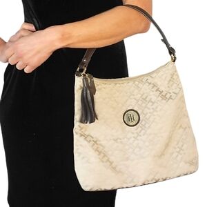 Tommy Hilfiger 12x10 Signature Handbag Creme Brown Fabric